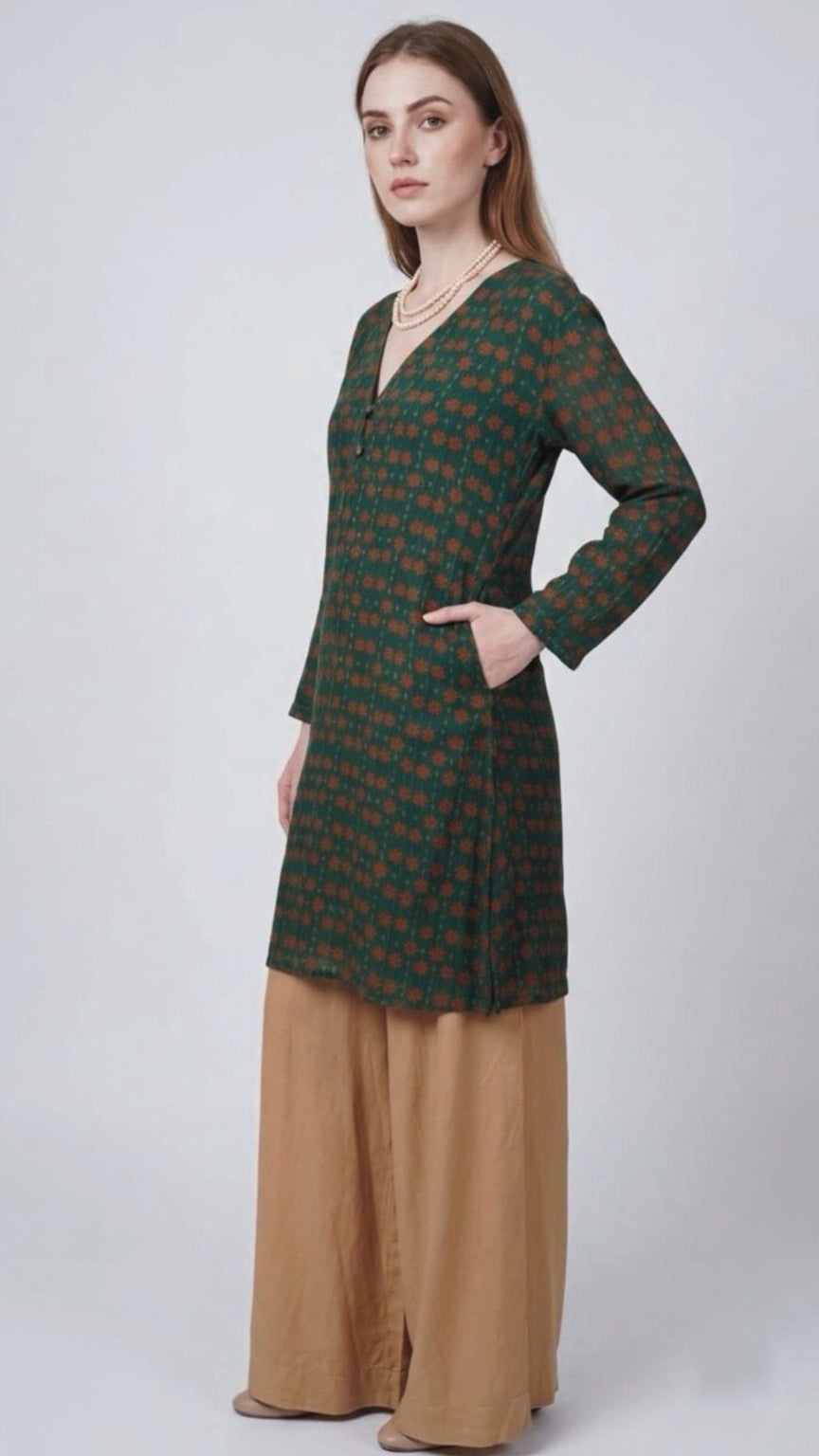 Eira Moss Kurti