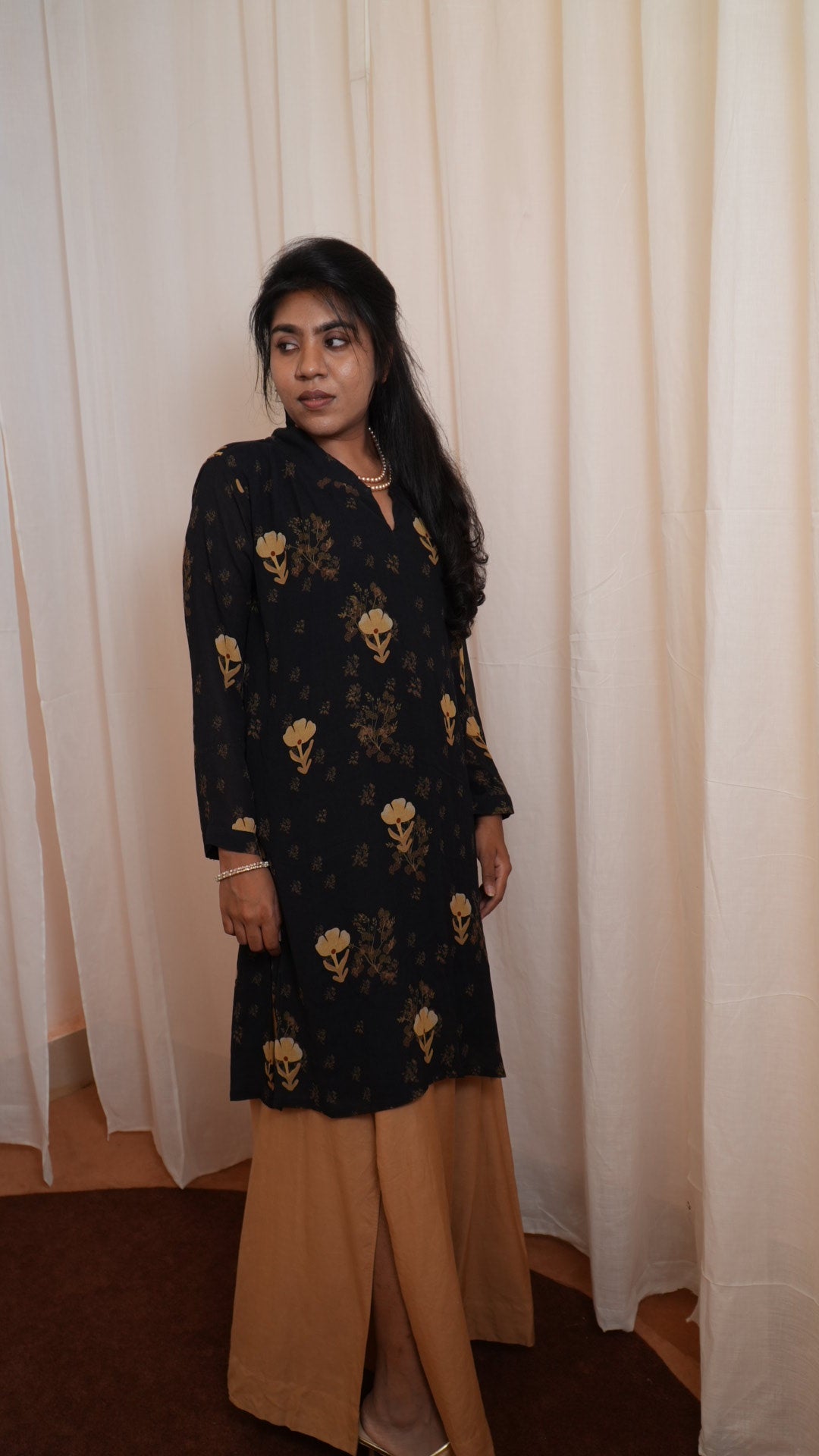 Noir Garden Kurti