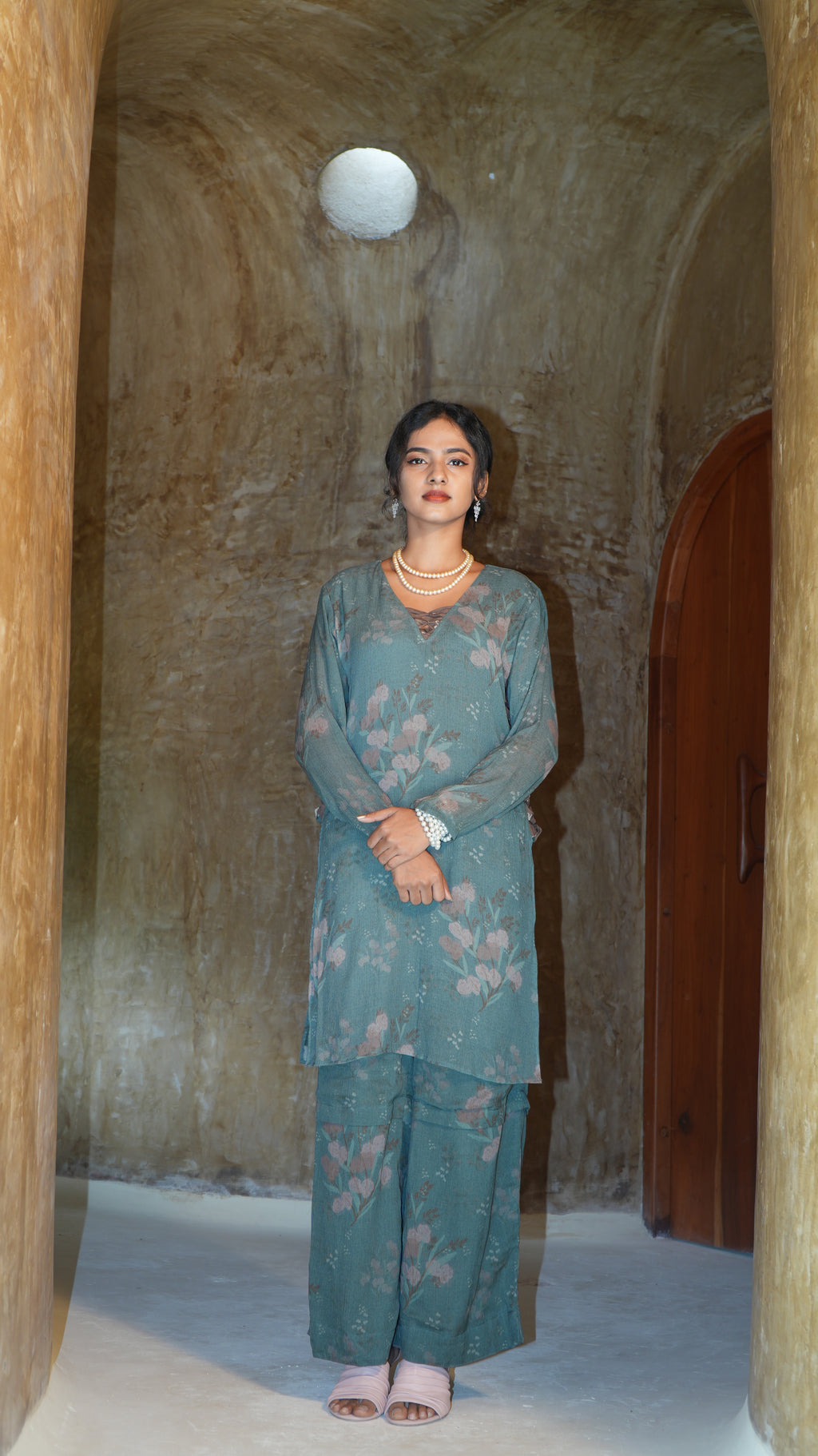 Pale Echo Kurti Set