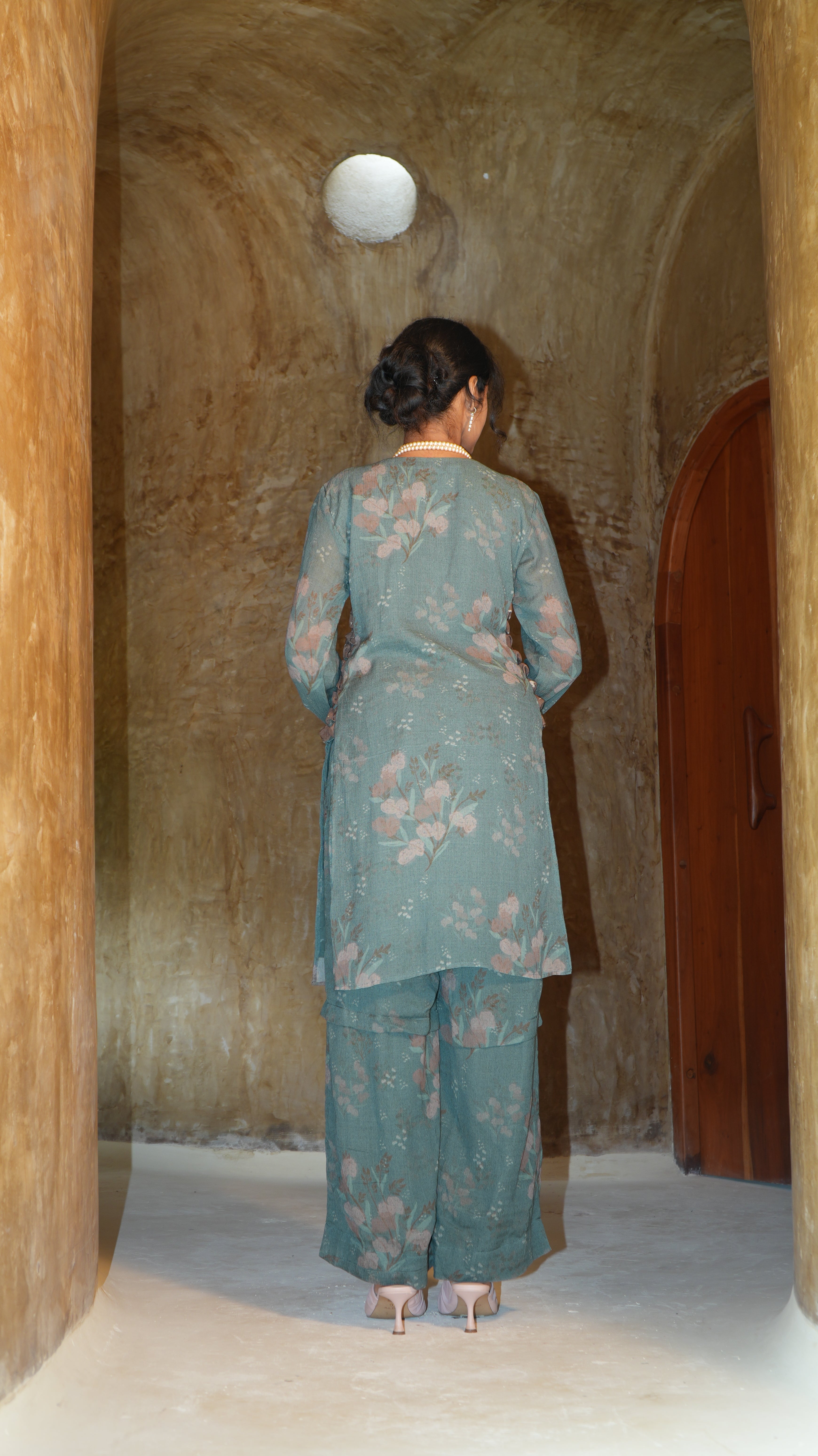 Pale Echo Kurti Set