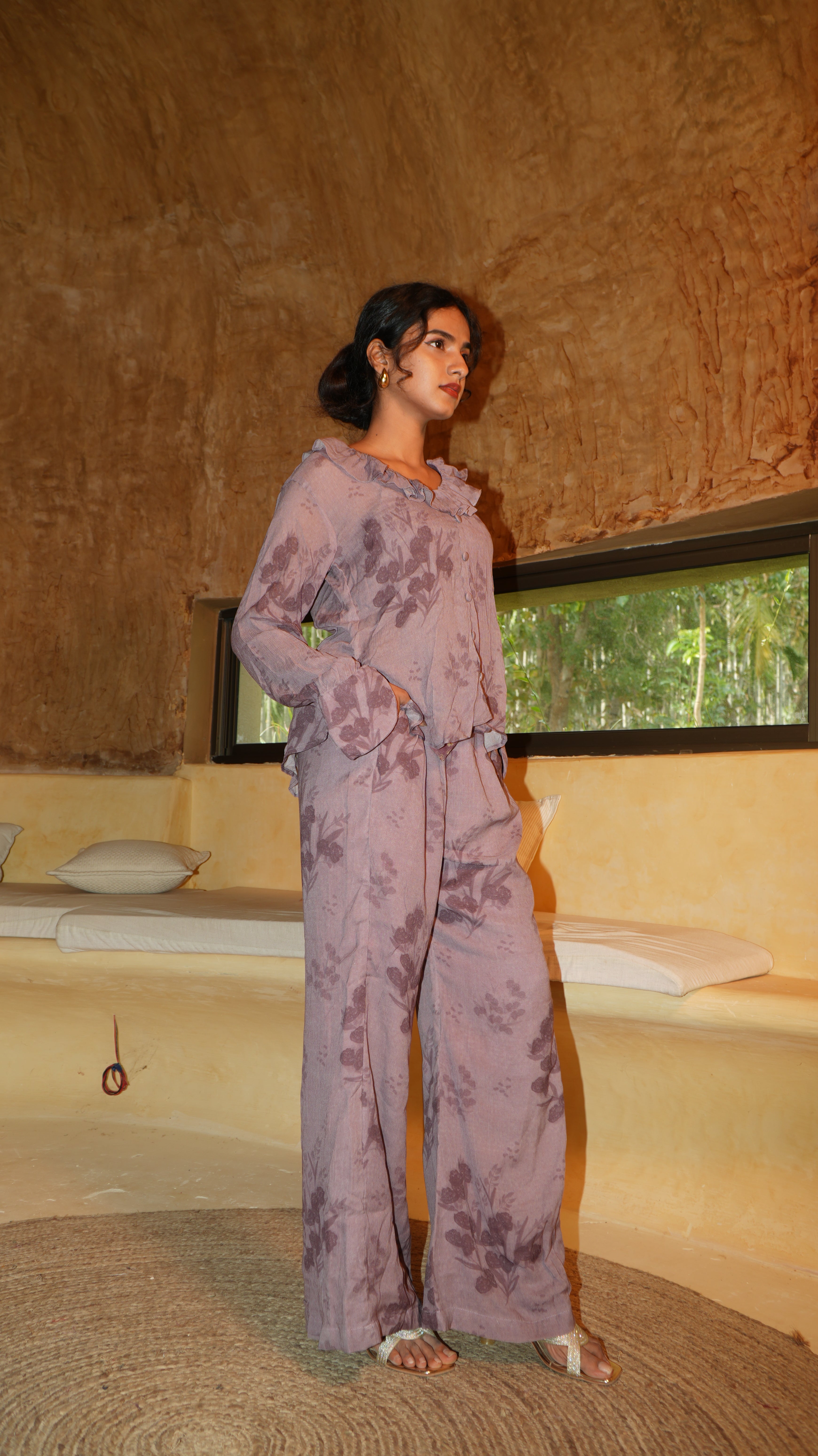 Mauvy flora top