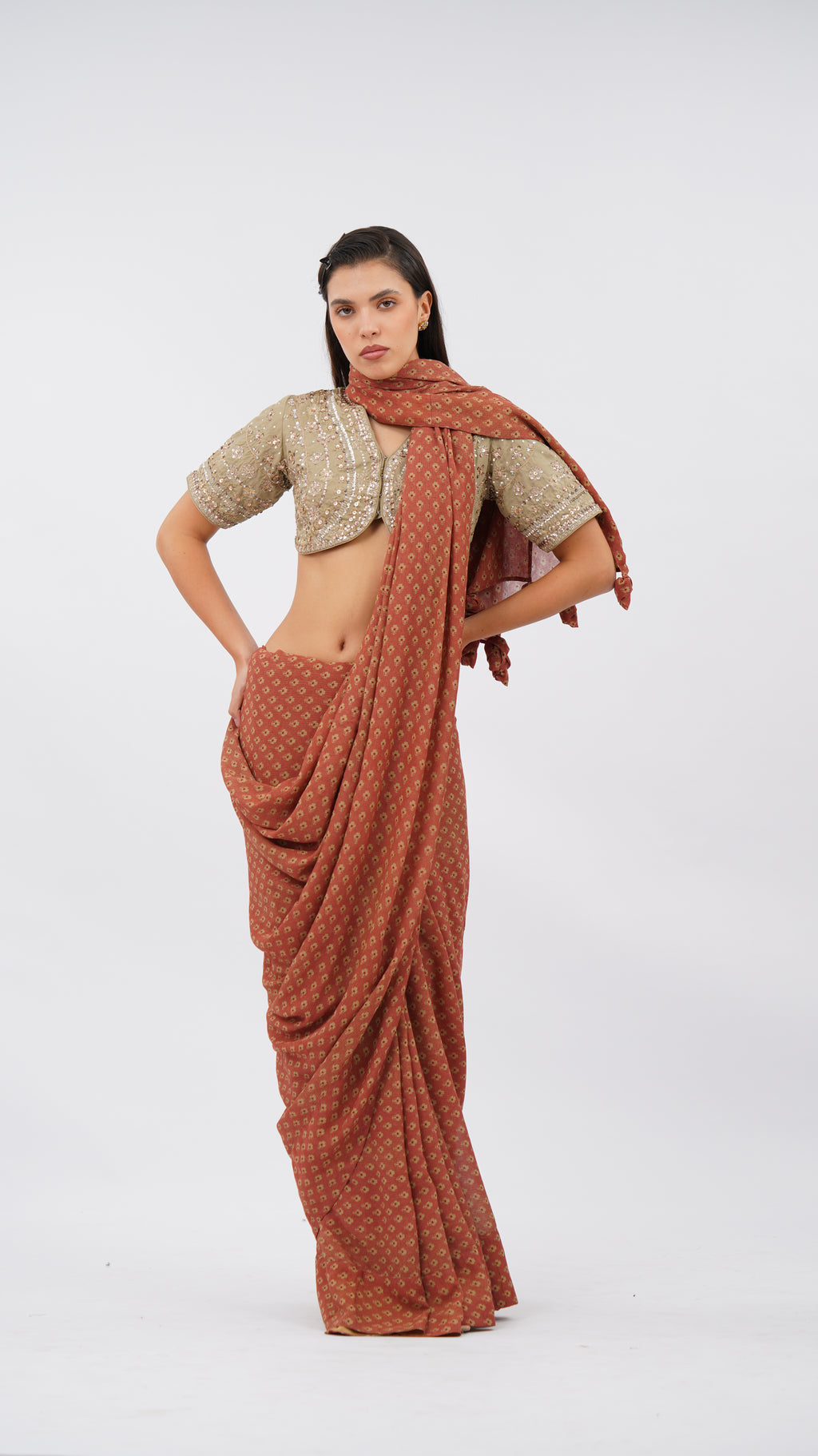 Sienna Fleuris Rose Tassle Saree